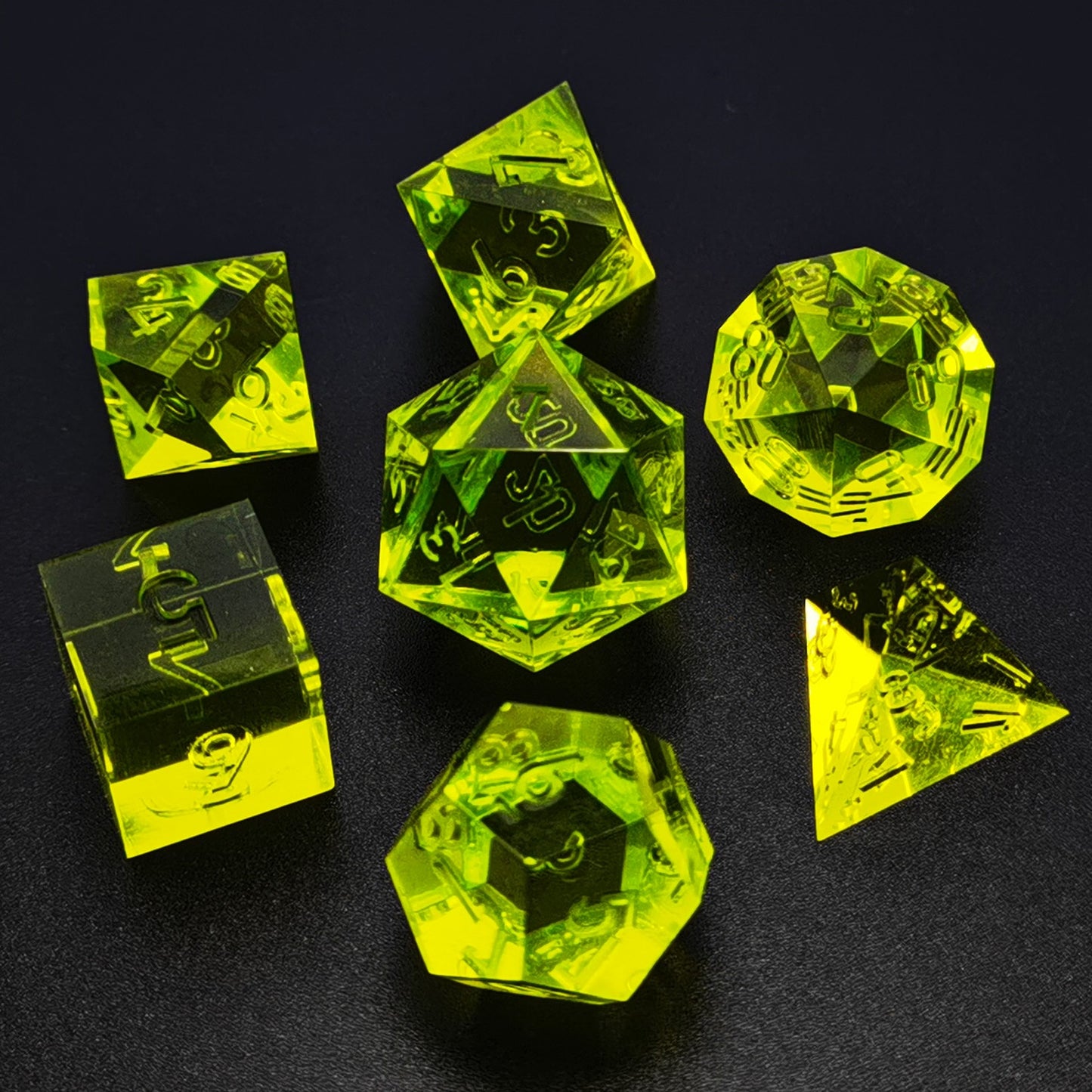 Clear Sharp Edge Crystal Style Polyhedral Resin D&D Dice Set 7Pcs